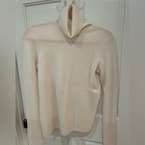 AQUA brand ivory cashmere turtleneck sweater XS
